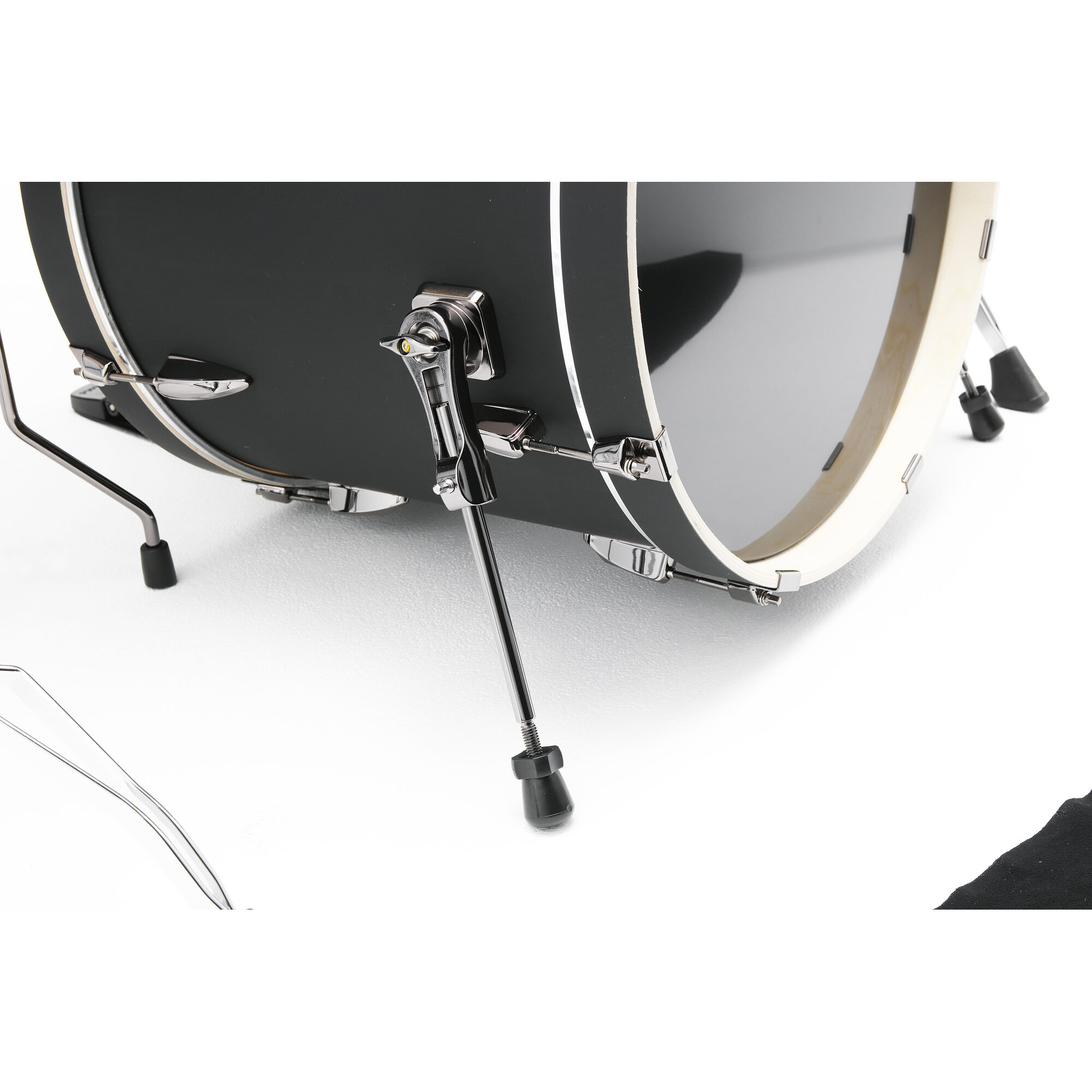 TAMA IP50H6WBN-BOB Imperialstar 5-Piece Complete Drum Kit with 20" Bass Drum & Hardware - Blacked Out Black - Image 4